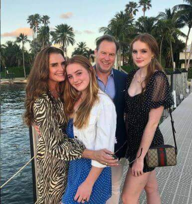 Rowan Francis Henchy with her parents Chris Henchy and Brooke Shields and sibling Grier Hammond Henchy